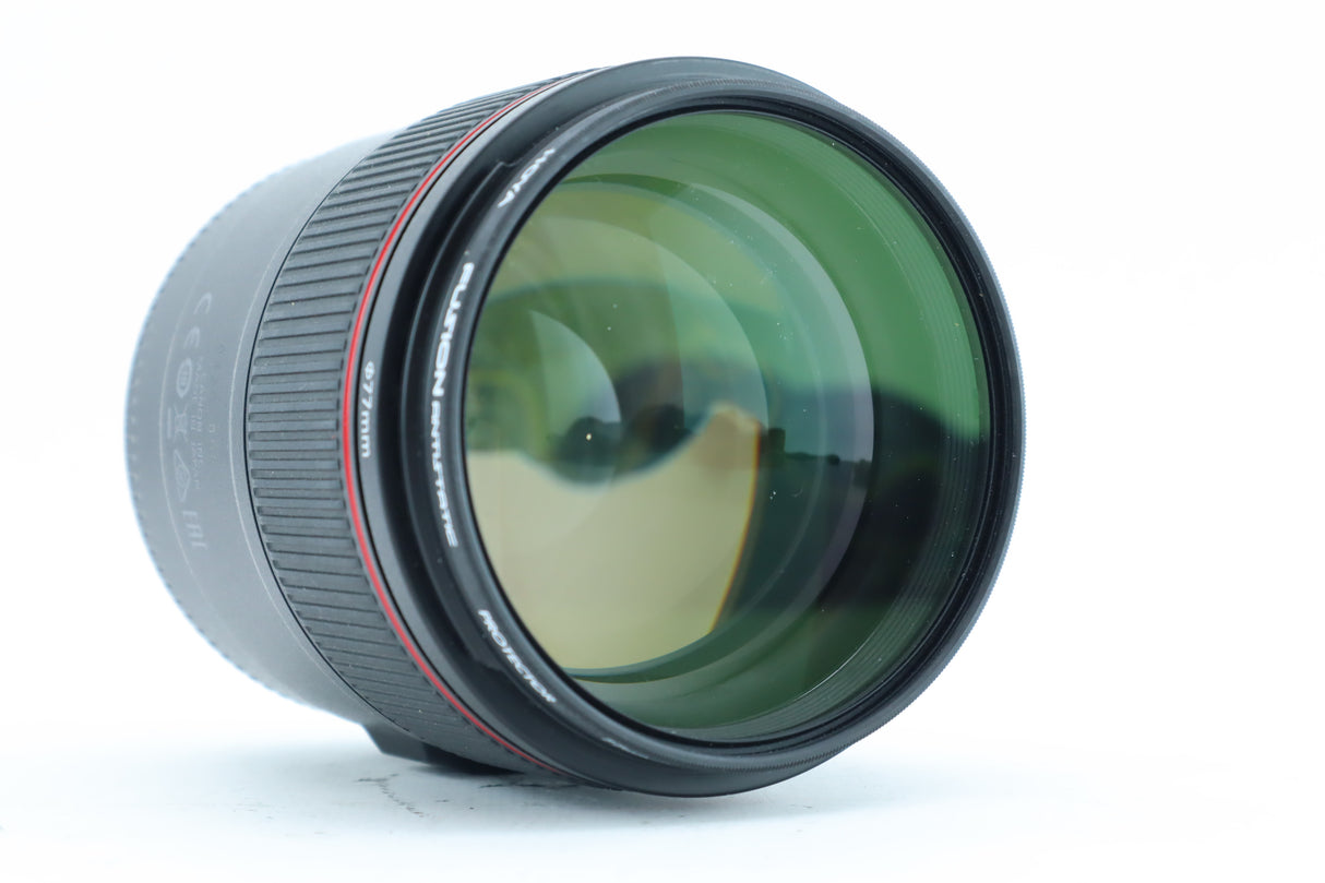 Canon EF 85mm f/1.4L IS USM – Premium Portrait Lens