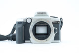 Minolta Dynax 5 – Lightweight 35mm Autofocus SLR Camera