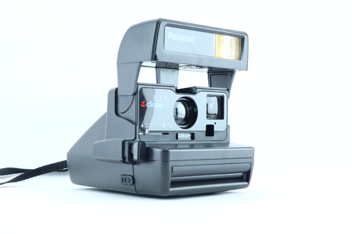 Polaroid 636 Close-Up