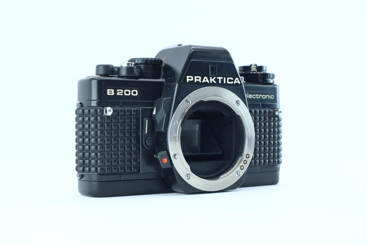 Praktica B200