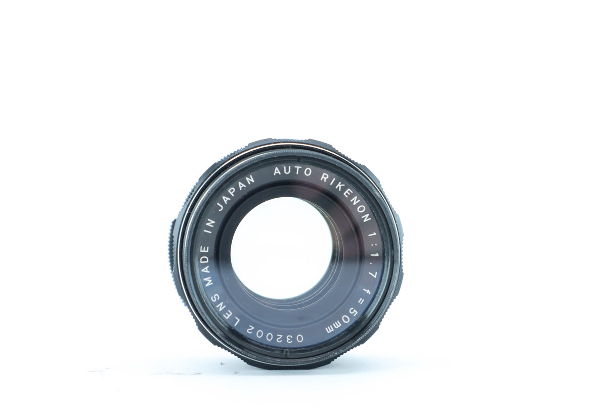 Rikenon 50mm f/1.7 – Manual Prime Lens for Pentax K Mount.
