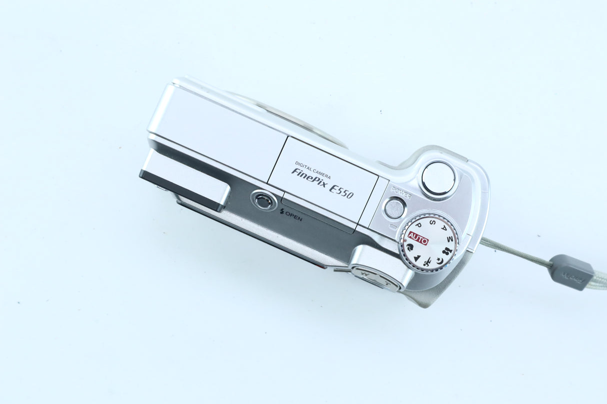Fujifilm FinePix E550