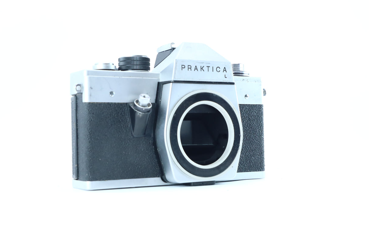 Praktica L