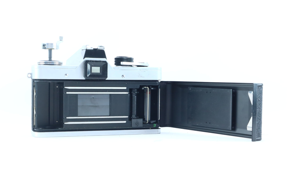 Praktica L