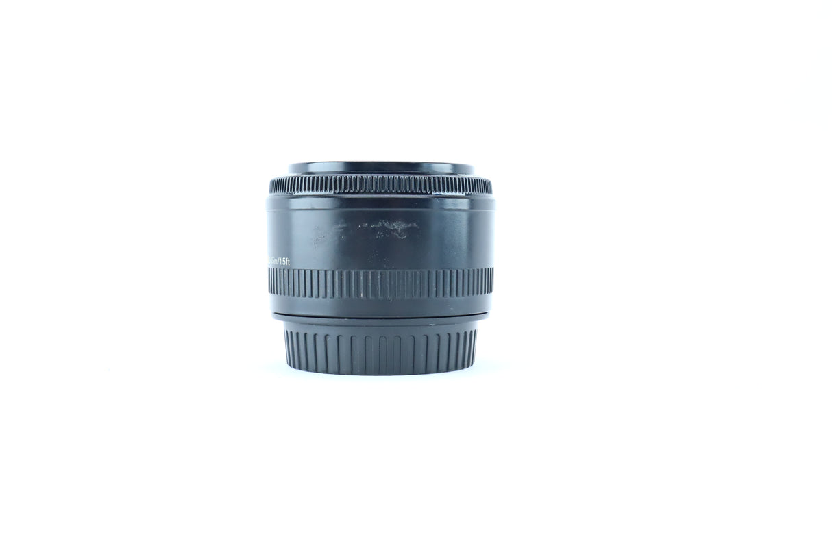Canon EF 50 mm f/1.8 II