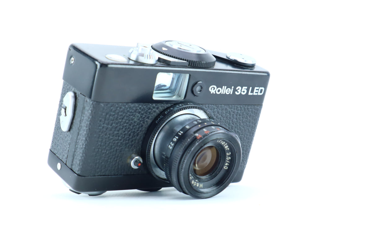 Rollei 35 LED - Sharp Rollei Triotar 40mm f/3.5 Prime Lens