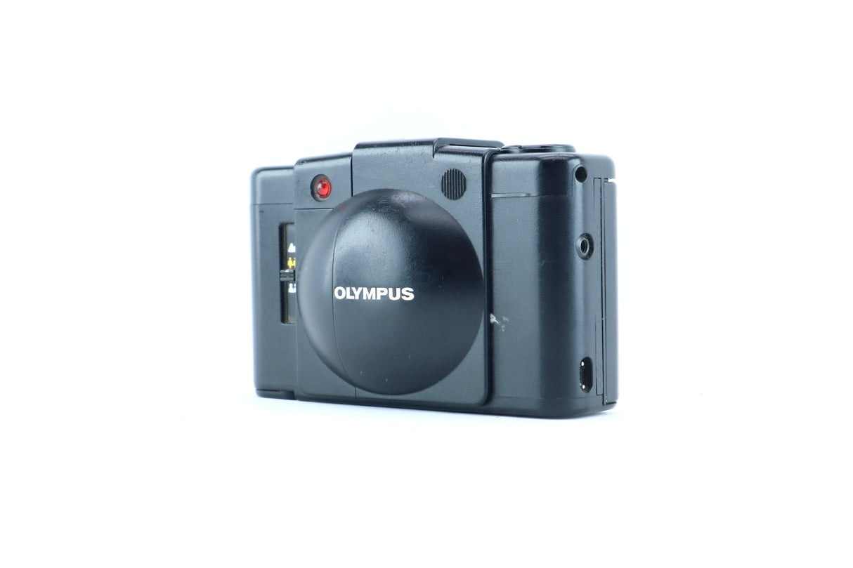 Olympus XA2 with D.Zuiko 35mm f/3.5