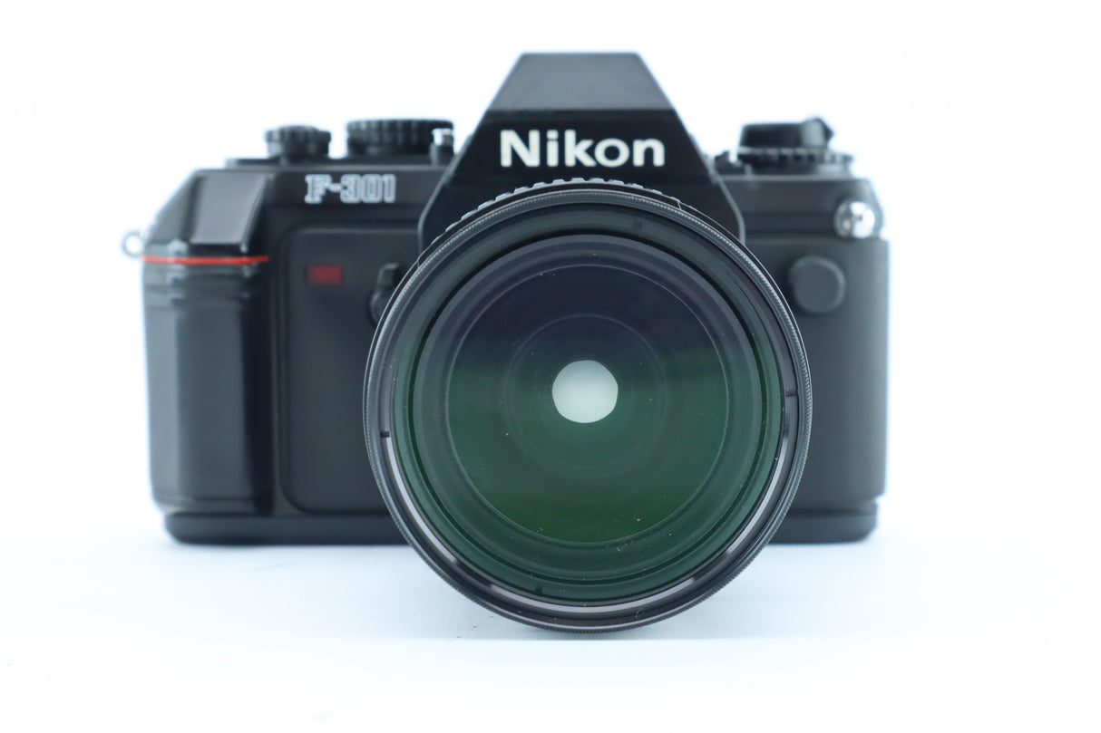 Nikon F-301 + AF Nikkor 28–80mm f/3.5–5.6 D