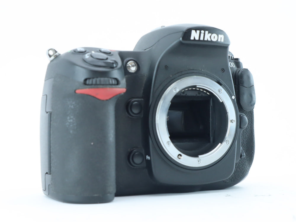 Nikon D300 - Main Image