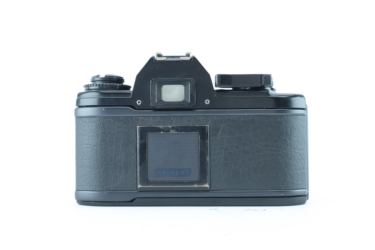 Nikon EM + Sigma Mini-Wide II 28mm f/2.8