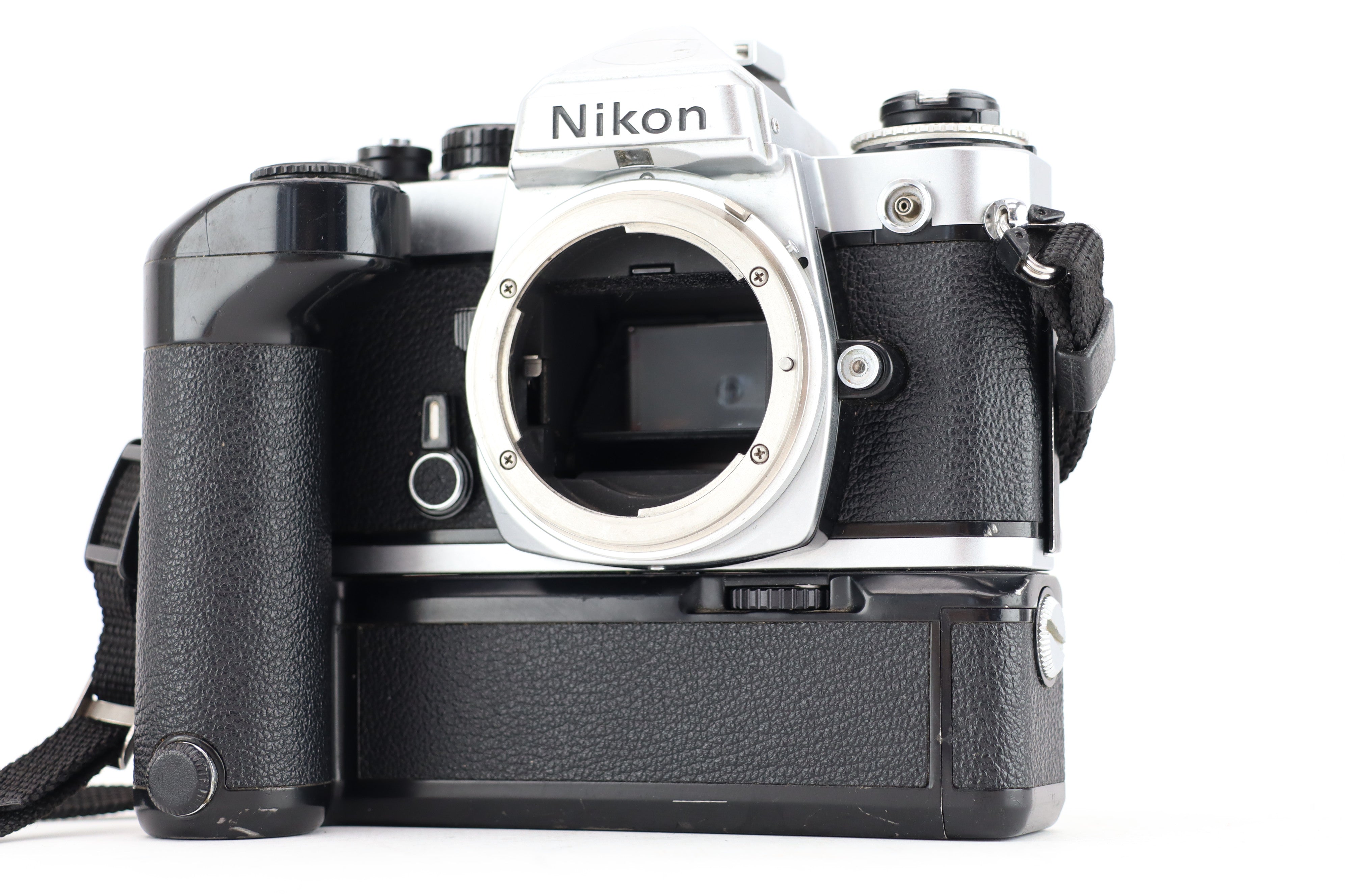 Nikon FE + MD-12