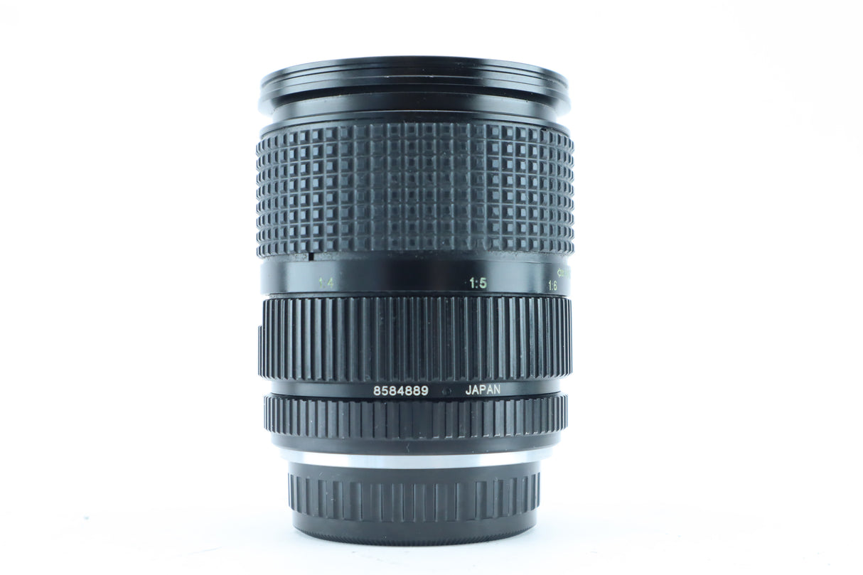 Tokina 28–70mm f/3.5–4.5