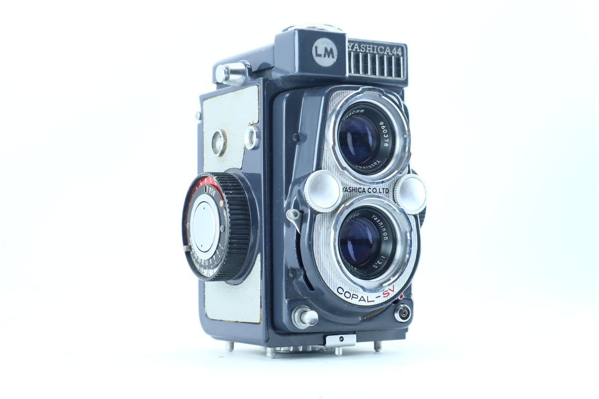 Yashica 44 LM