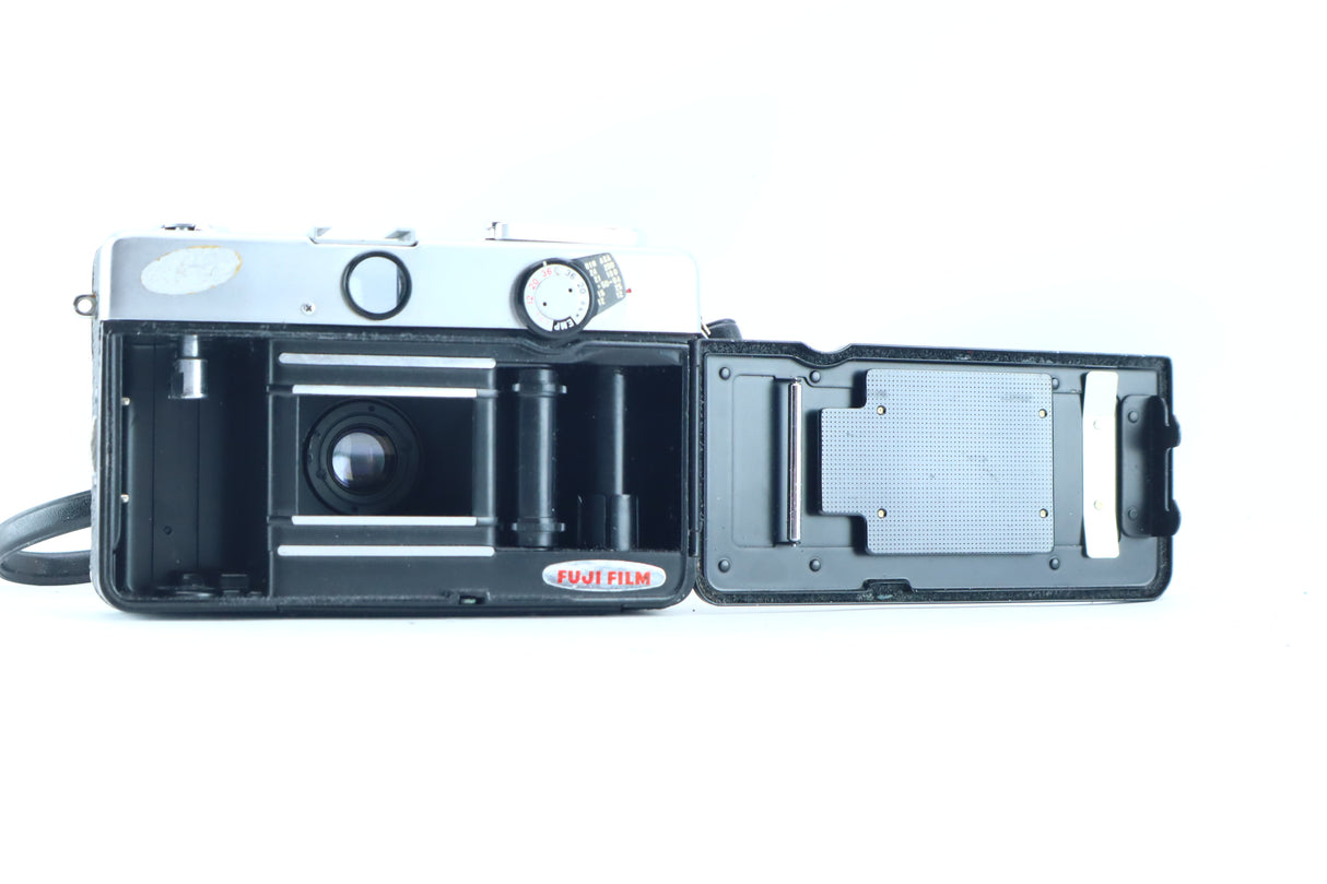 Fujica Compact 35 with Fujinon 3.8cm f/2.8