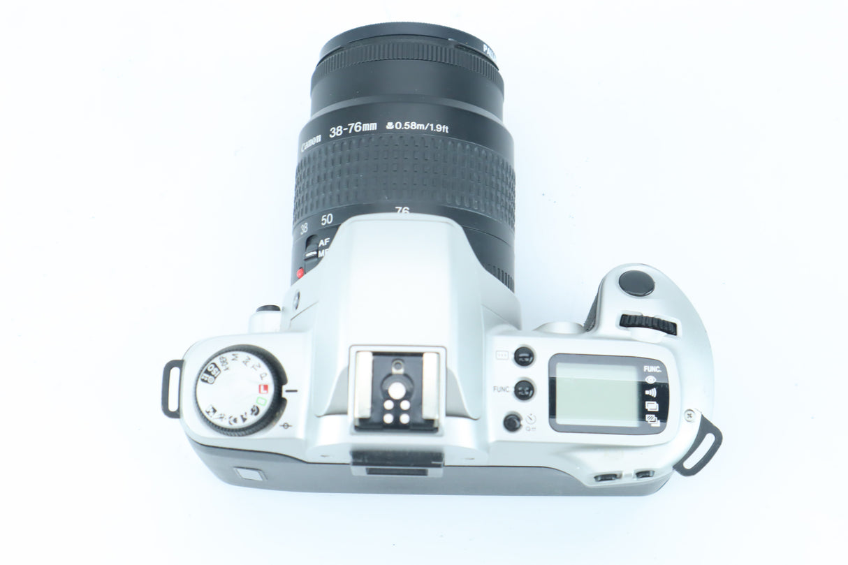 Canon EOS 500N with Canon Zoom Lens EF 38–76mm f/4.5–5.6 – 35mm Autofocus SLR Camera Kit