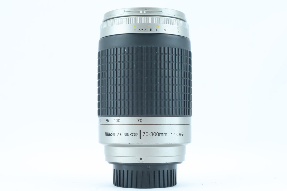 Nikon AF Nikkor 70–300mm f/4–5.6 – Telephoto Zoom Lens