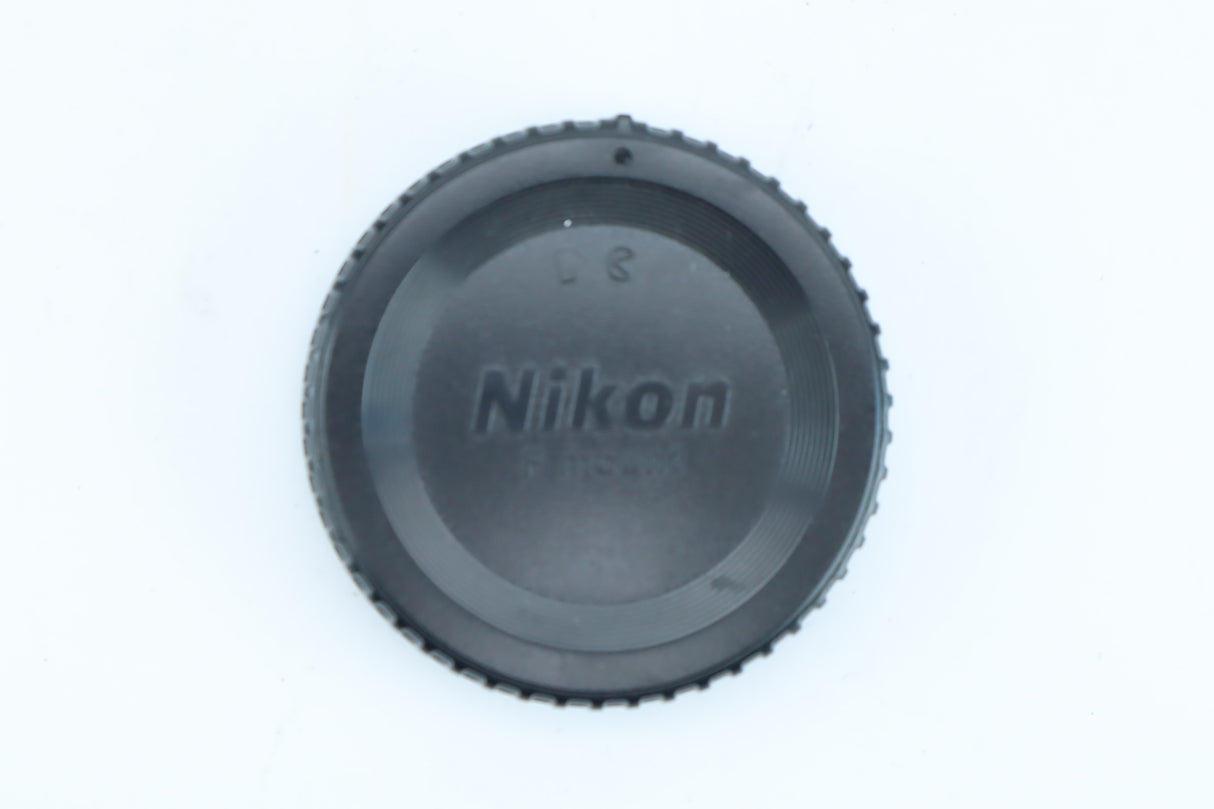 Nikon D200 – 10.2MP Professional Digital SLR Camera Body