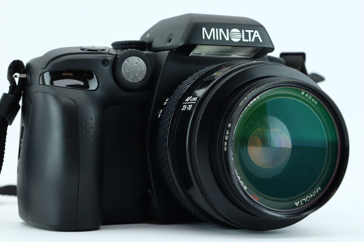 Minolta Dynax 60 + Minolta AF zoom 35-70mm 4