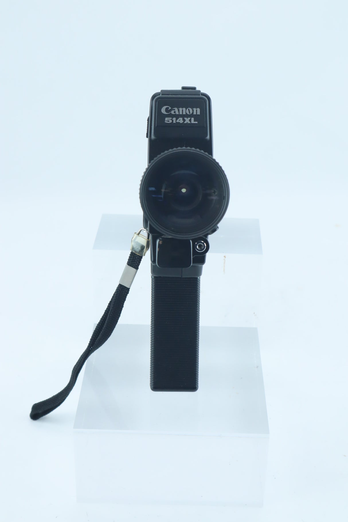 Canon 514XL – Super 8 film camera with Canon C-8 Macro 9–45mm f/1.4 lens