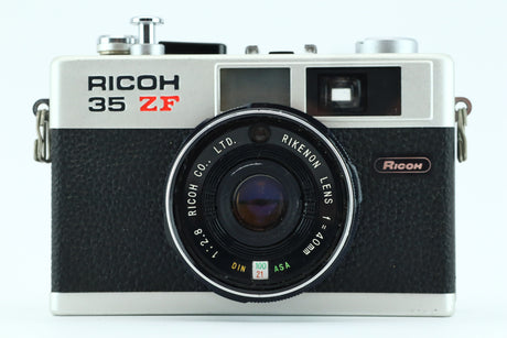 Ricoh 35 ZF + 40 mm 2,8