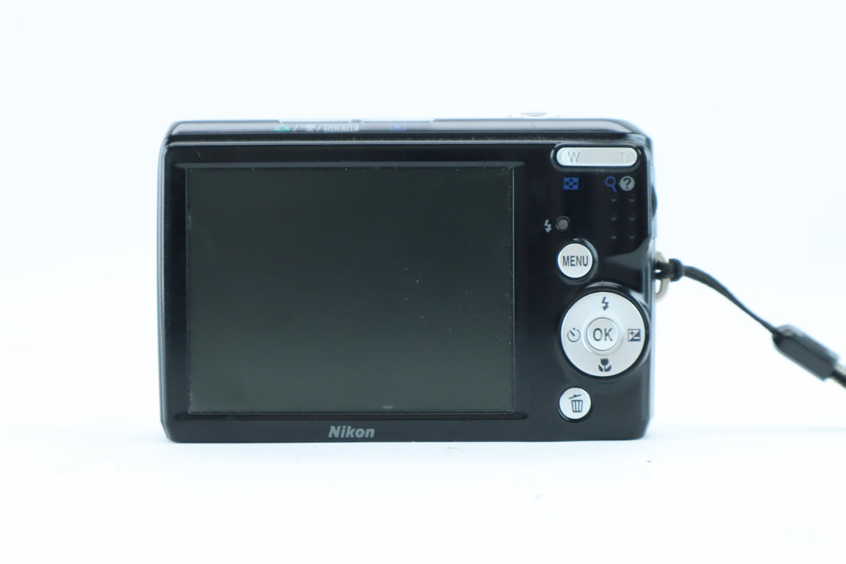 Nikon Coolpix L20