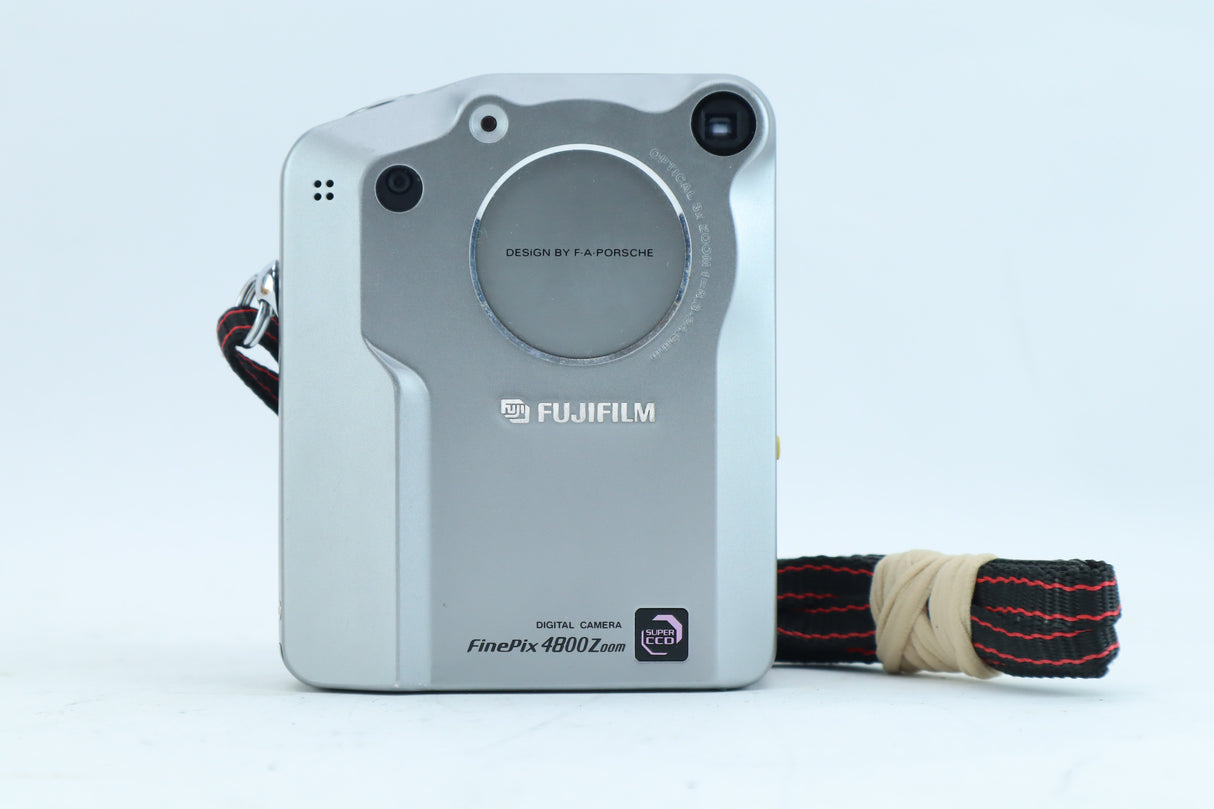 Fujifilm FinePix 4800 Zoom
