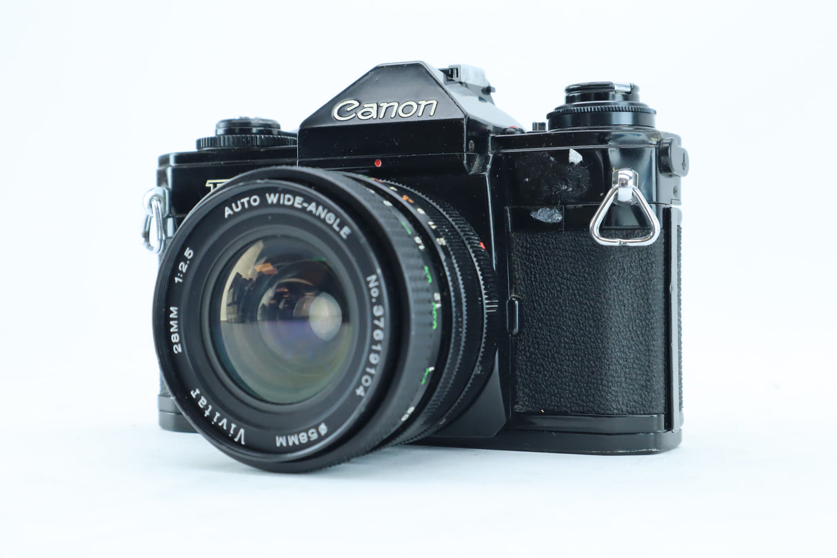 Canon EF + Vivitar 28mm f/2.5