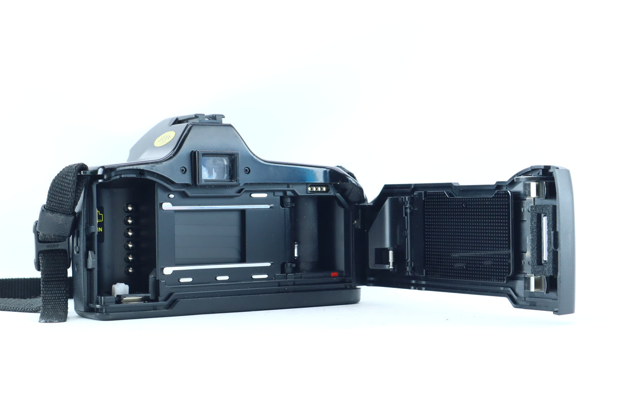 Minolta Dynax 3000i with AF 35-80mm