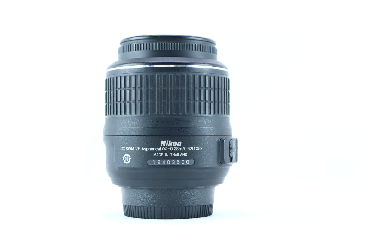 Nikon AF-S DX Nikkor 18-55mm f/3.5-5.6G VR