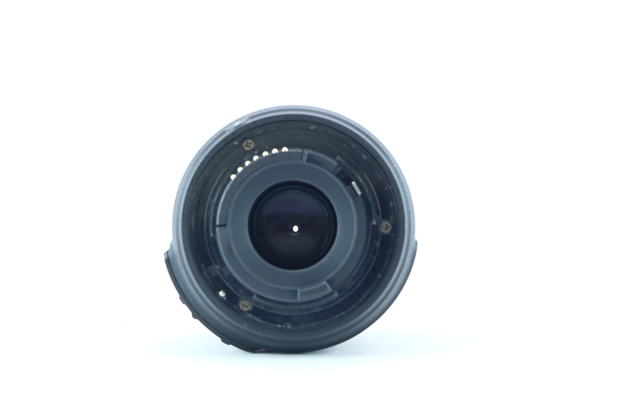 Nikon AF-S DX Nikkor 18-55mm f/3.5-5.6G VR