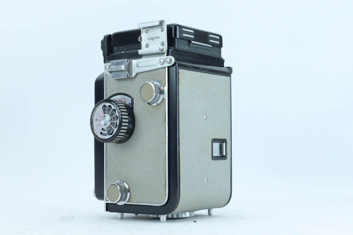 Yashica-44