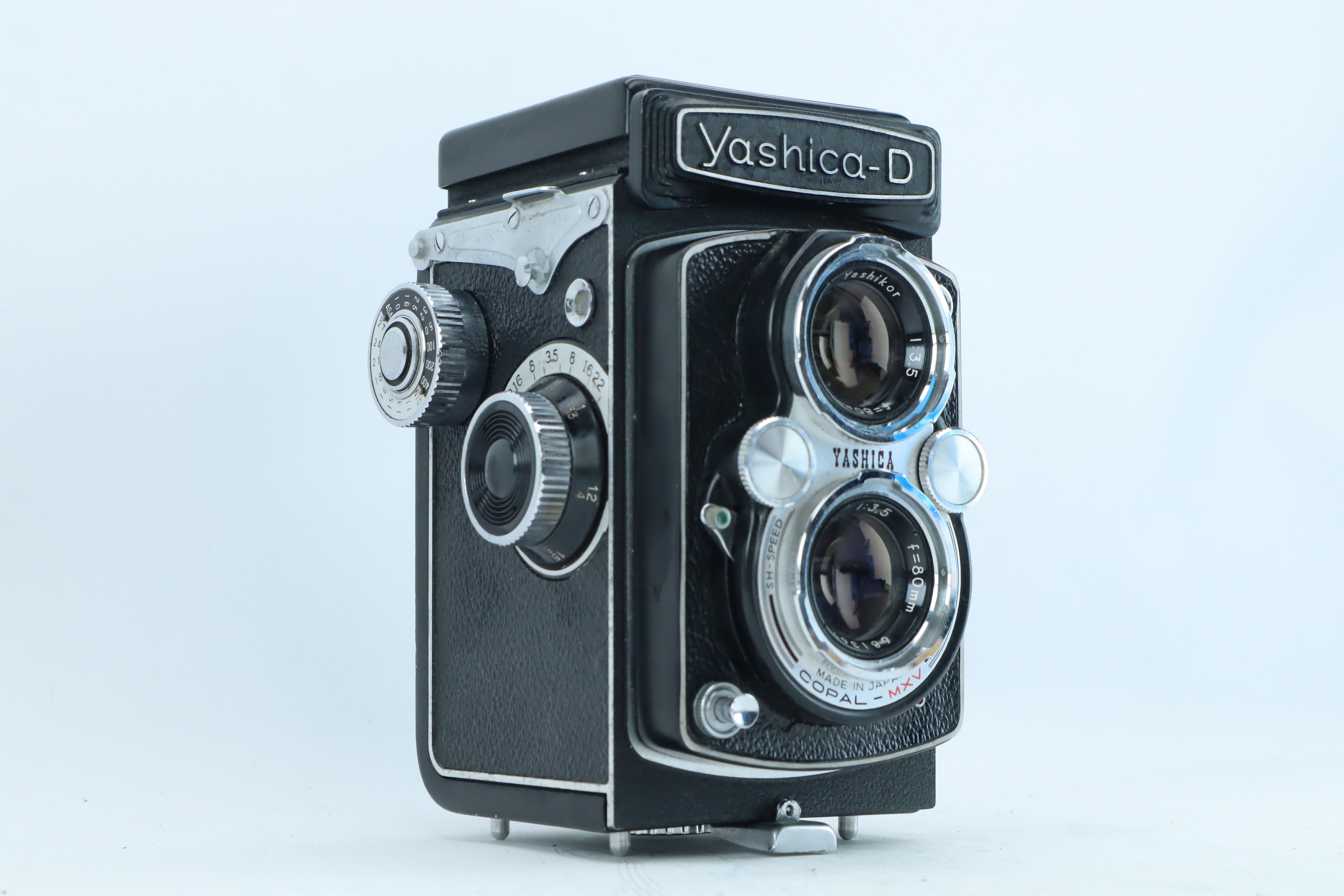 Yashica-D – Hard to Find Camera Store
