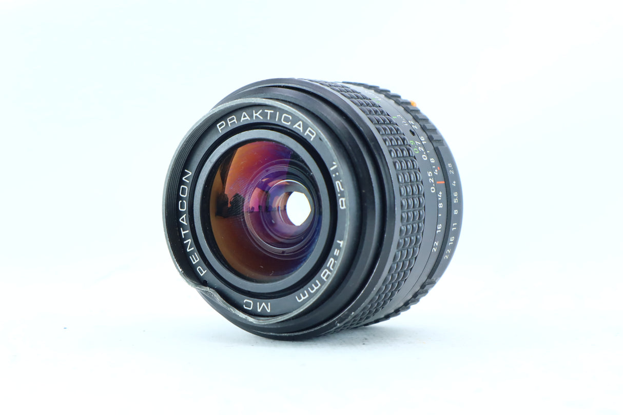Pentacon Prakticar 28mm f/2.8 MC