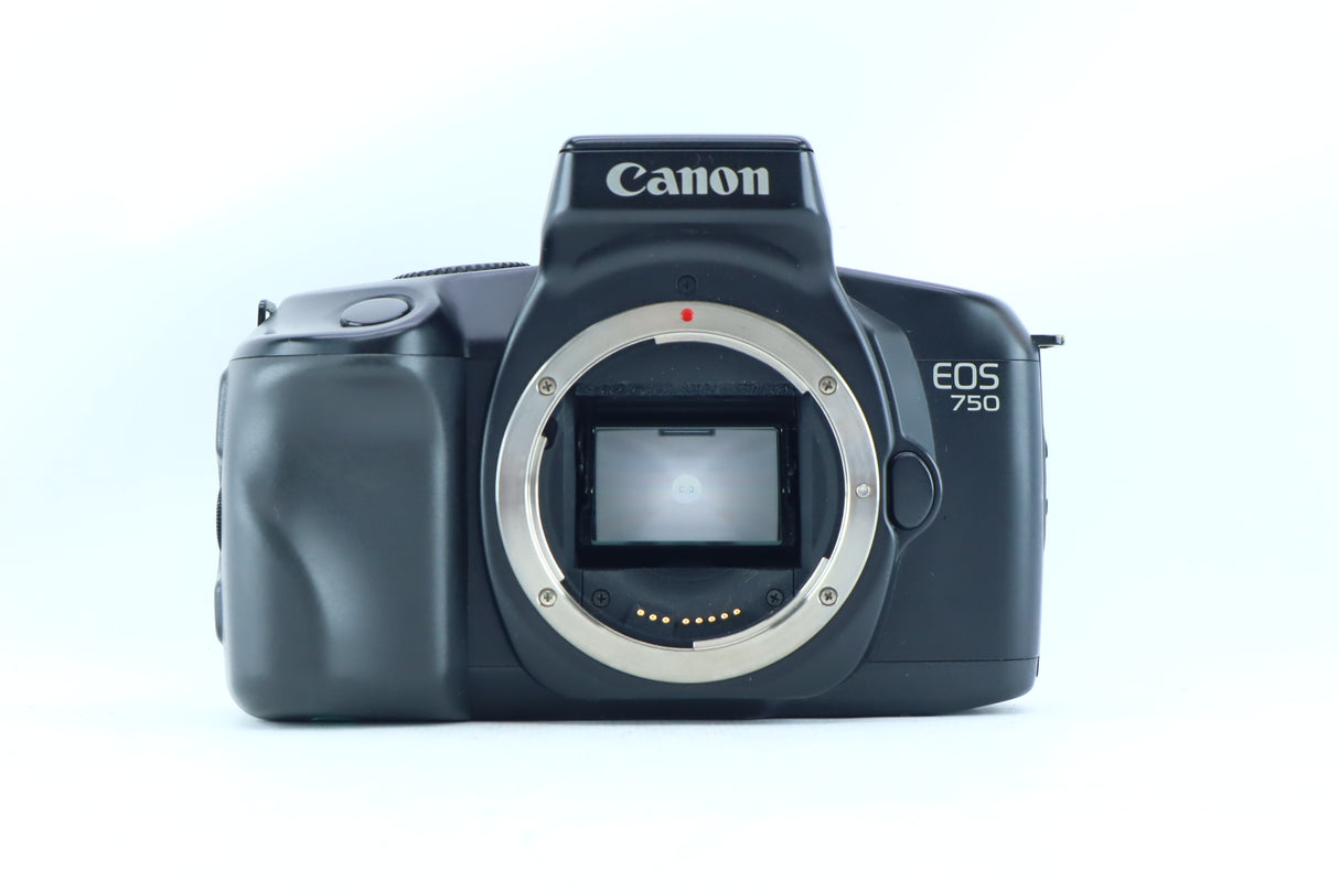 Canon EOS 750 (Body Only)