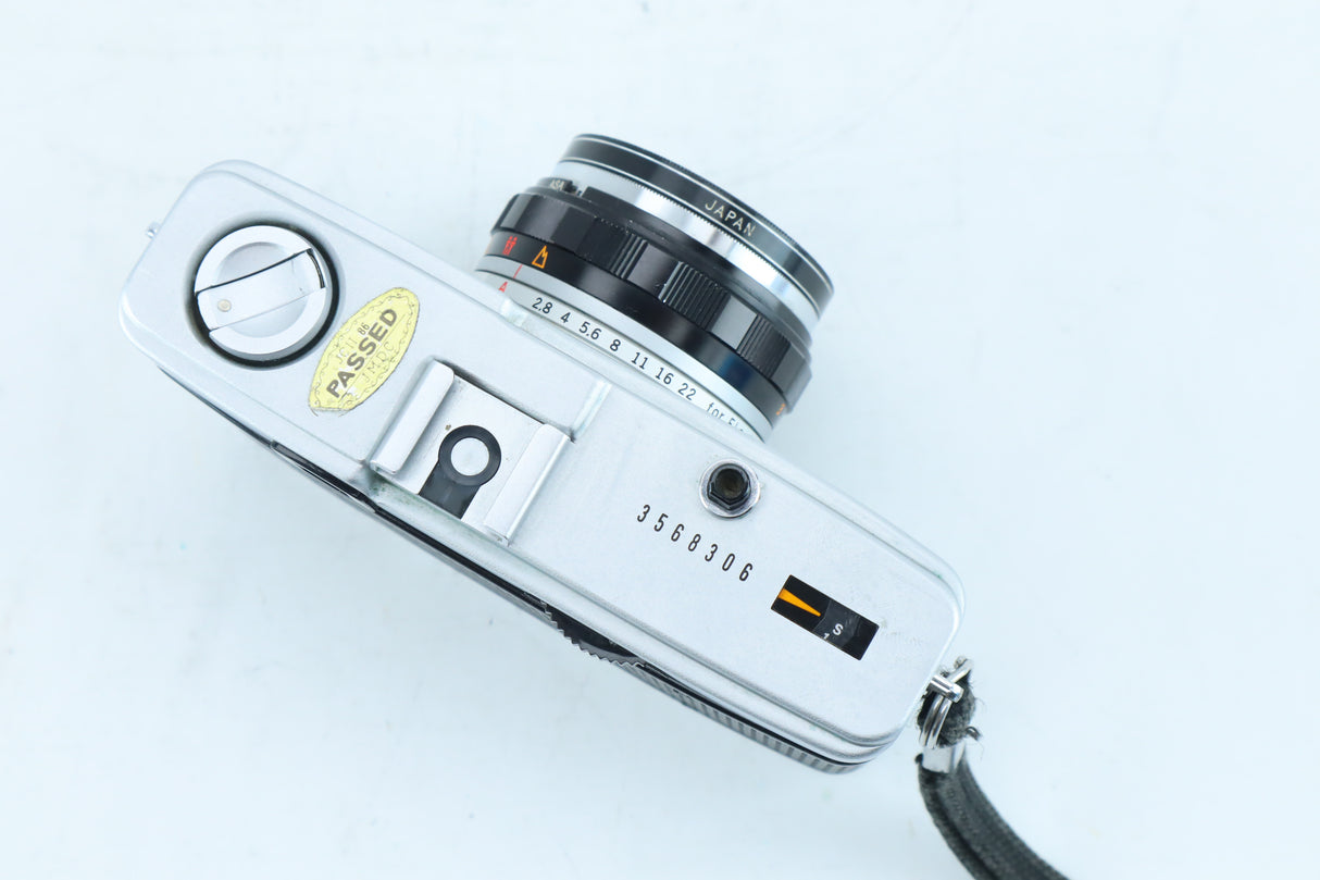 Olympus Trip 35 + D.Zuiko 40mm f/2.8