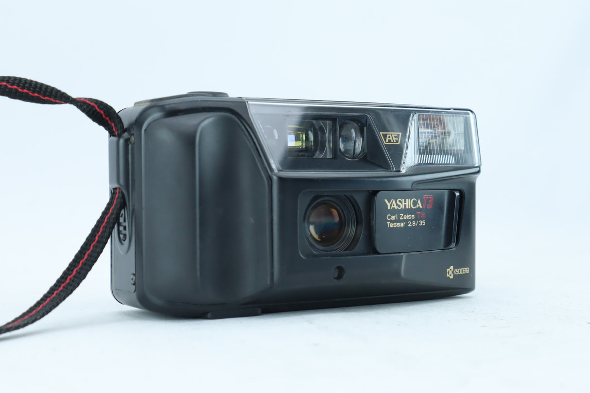Yashica T3 + Carl Zeiss 35mm f/2.8 T