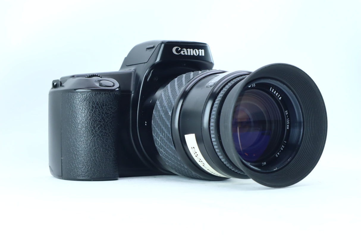 Canon EOS 1000F N with Exakta 35-135mm f/3.5-4.5 MC Macro