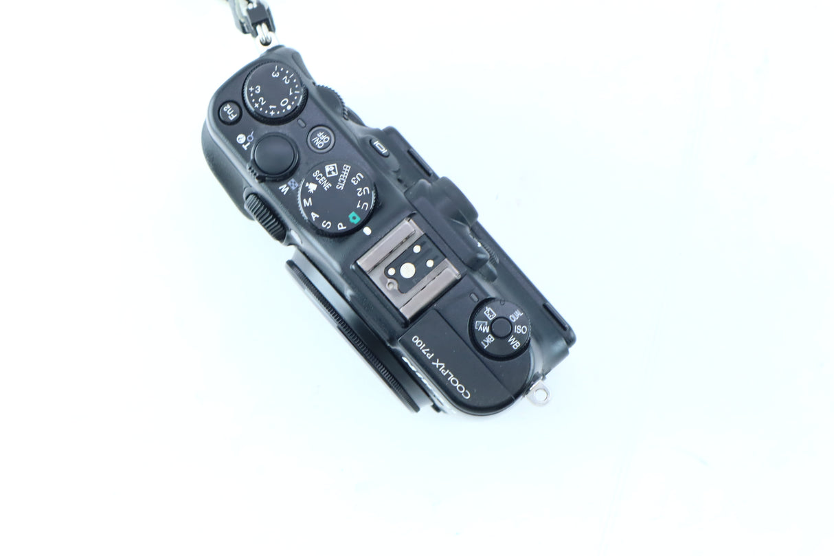 Nikon Coolpix P7100