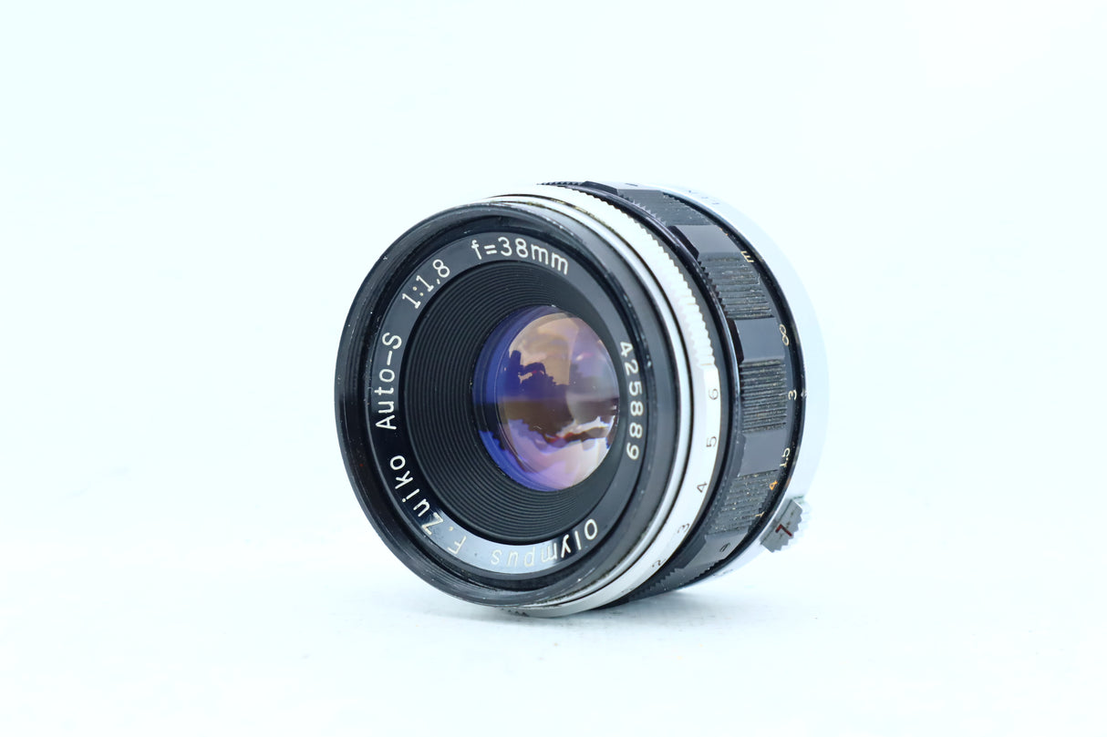 Olympus F.Zuiko Auto-S 38mm f/1.8