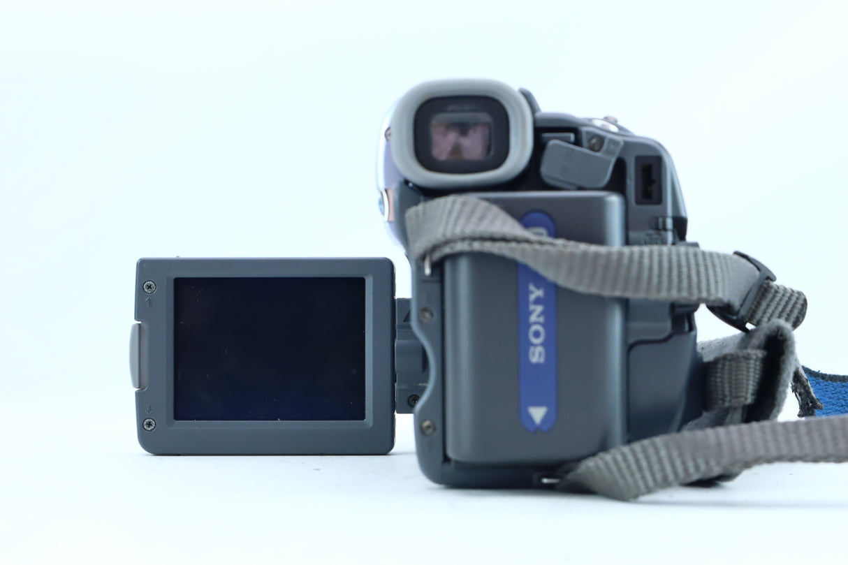 Sony Handycam MiniDV Camcorder