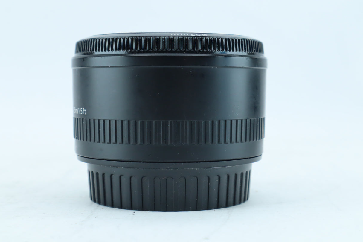 Canon EF 50mm f/1.8 II
