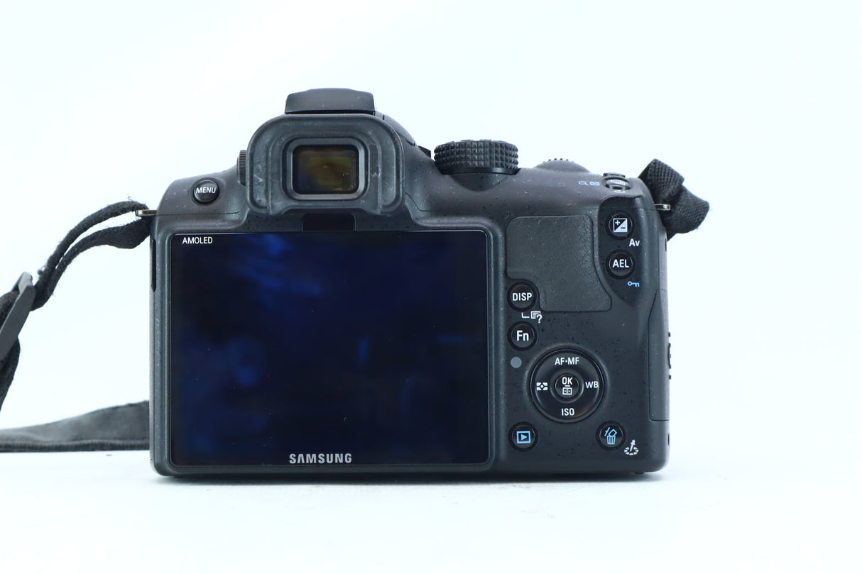 Samsung NX11 35mm Mirrorless Kit with 18-55mm f/3.5-5.6 OIS i-Function