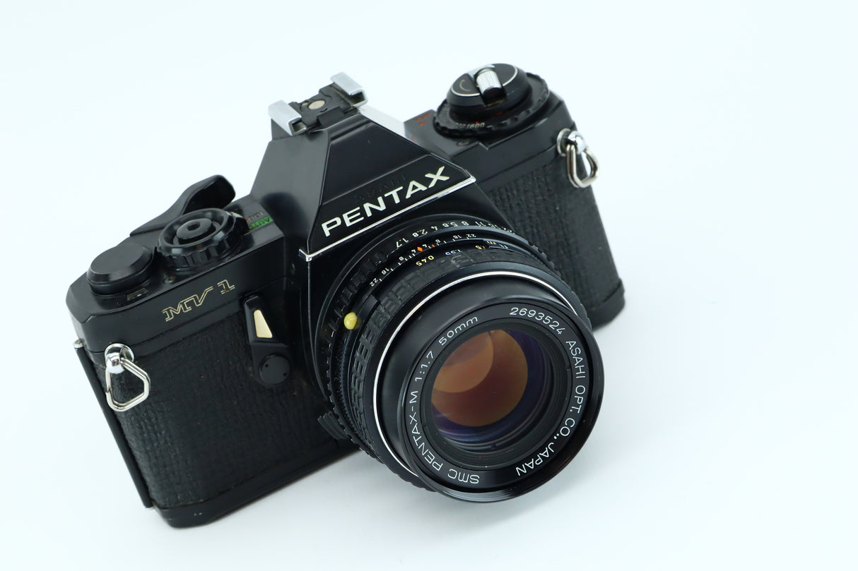 Pentax MV1 + 1,7 50mm