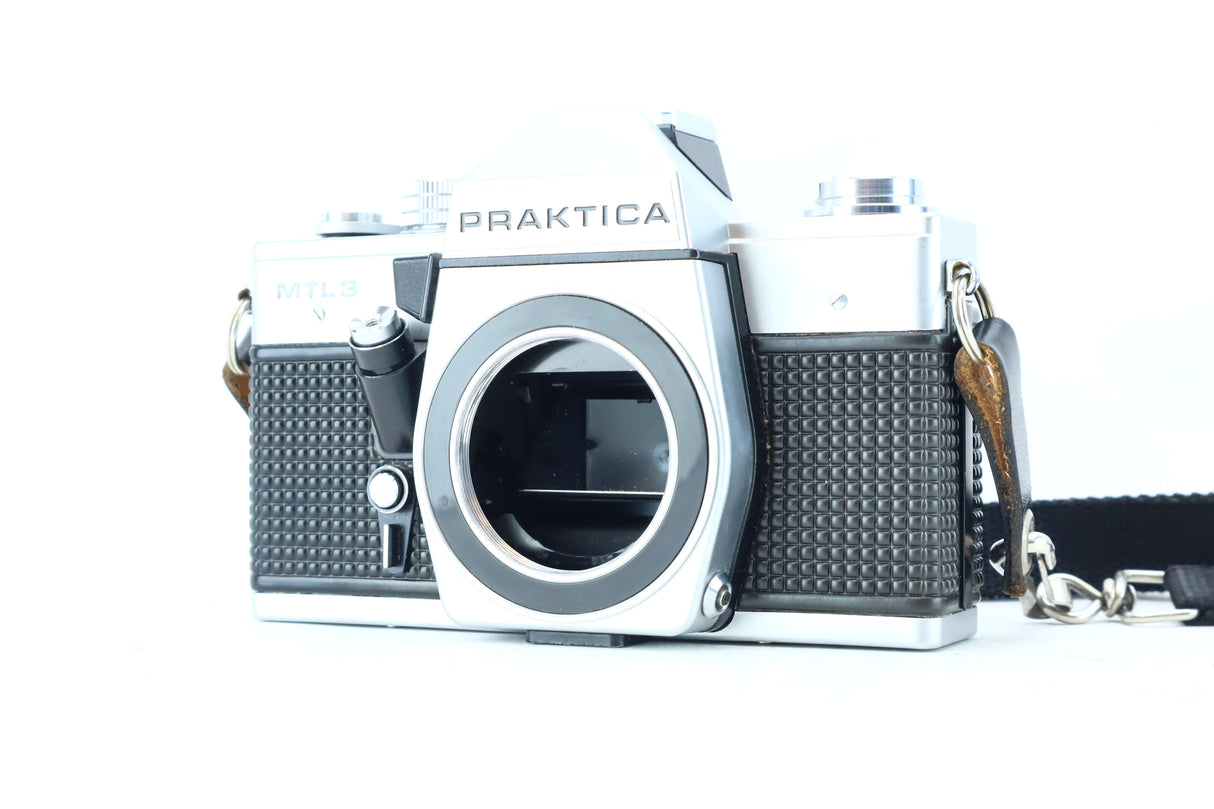 Praktica MTL 3 35mm SLR