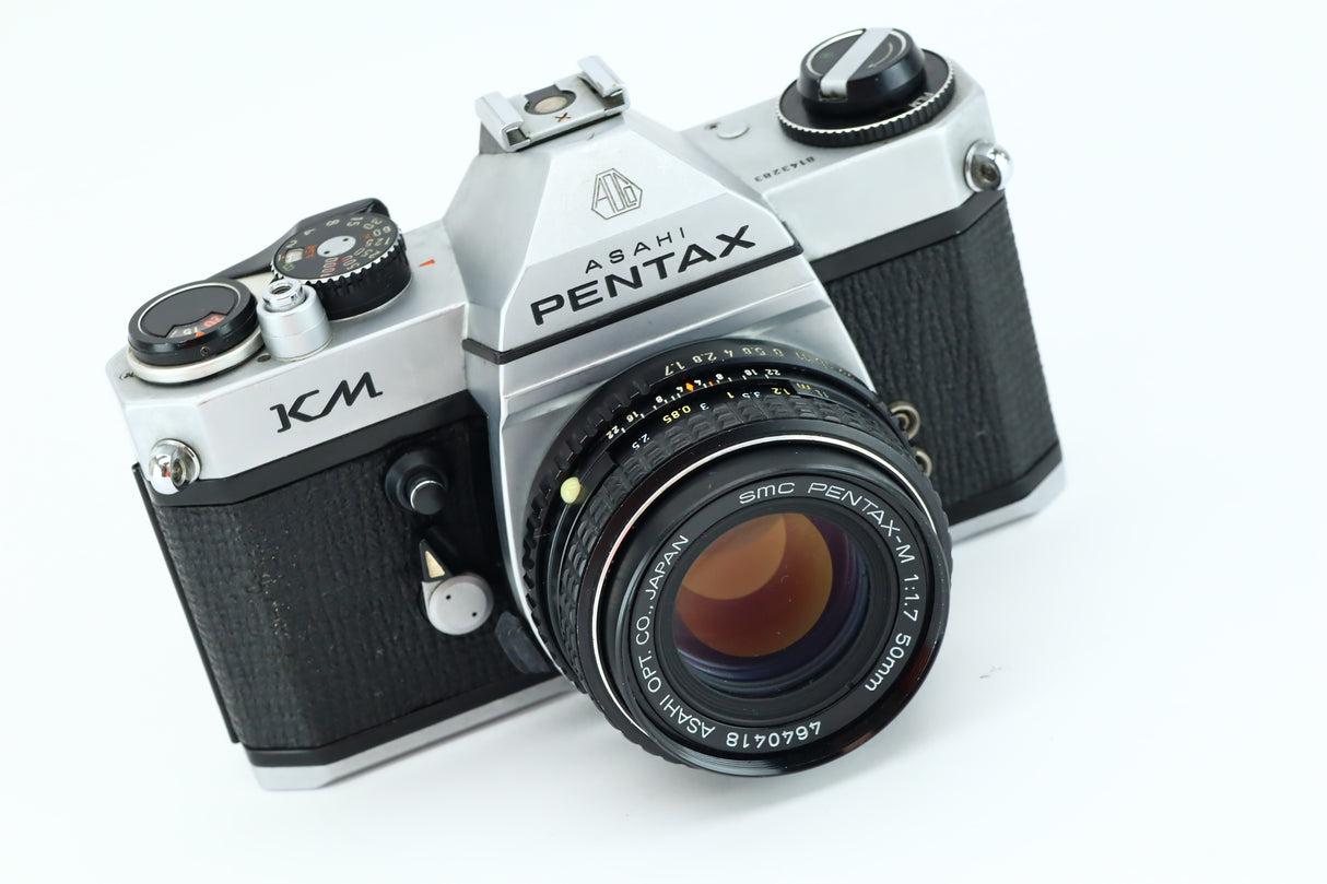 Pentax KM + SMC Pentax-M 1,7 50mm