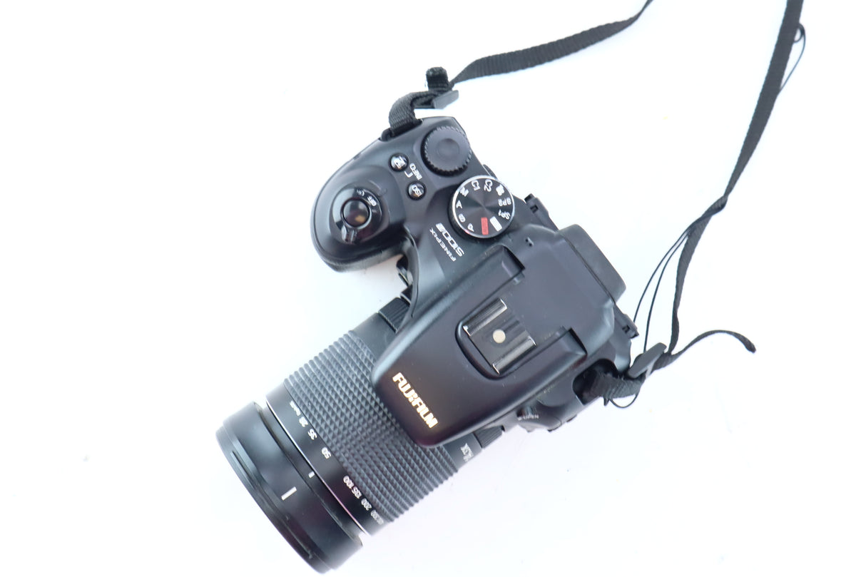 Fujifilm FinePix S100fs