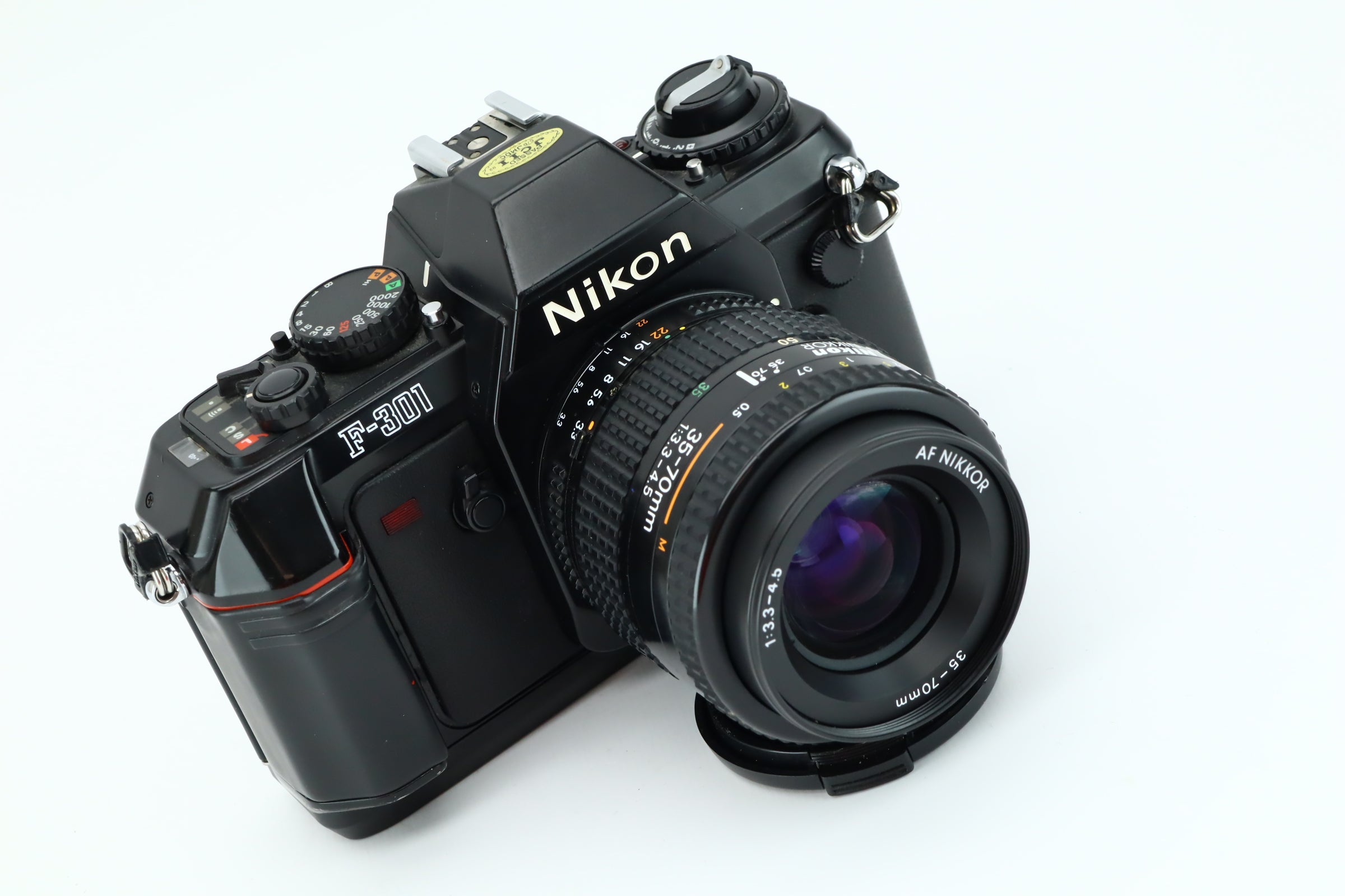 Nikon F-301 + AF NIKKOR 35-70mm 3,3-4,5 – Hard to Find Camera Store