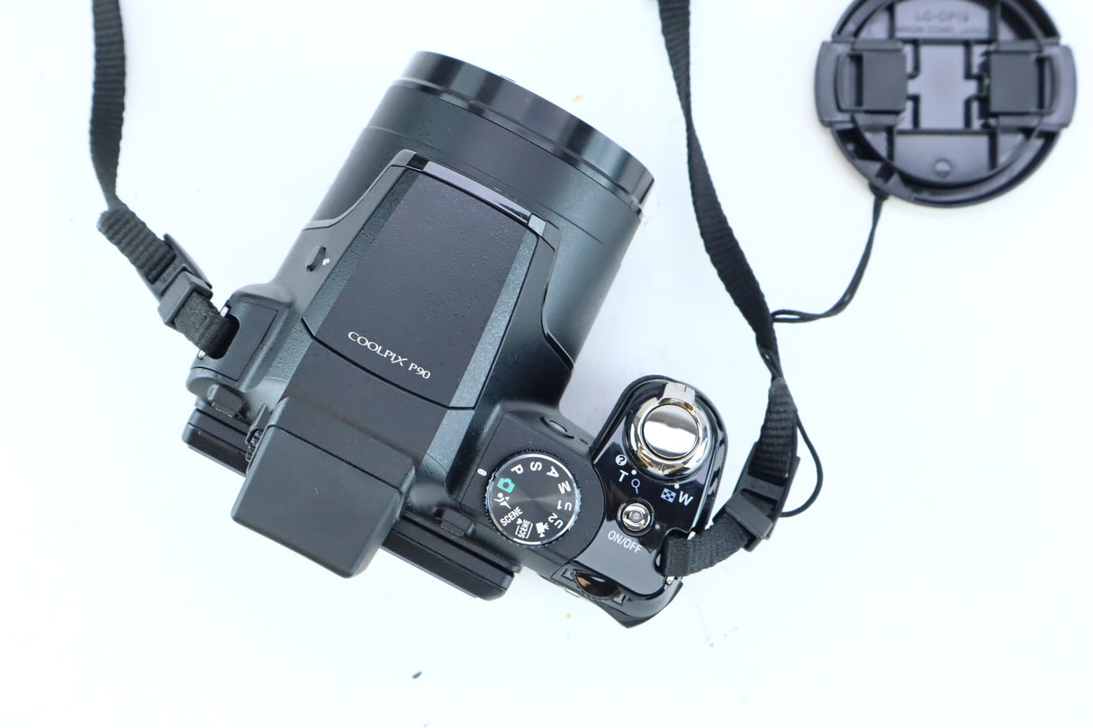 Nikon Coolpix P90