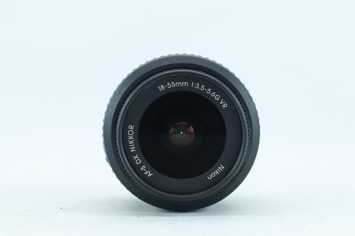 Nikon AF-S DX Nikkor 18-55mm f/3.5-5.6G ED II