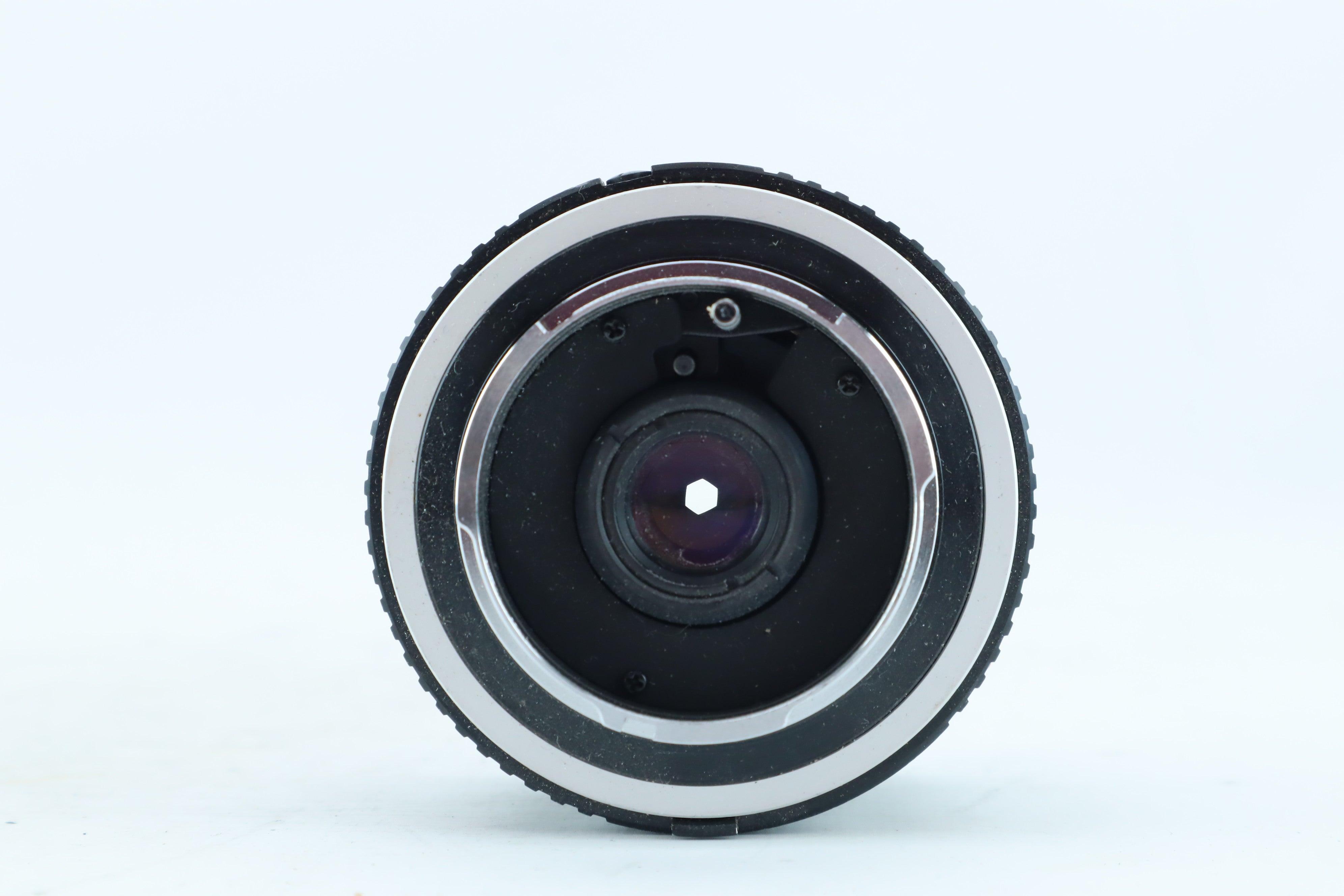 Minolta MC W.Rokkor-SG 28mm f/3.5 – Hard to Find Camera Store